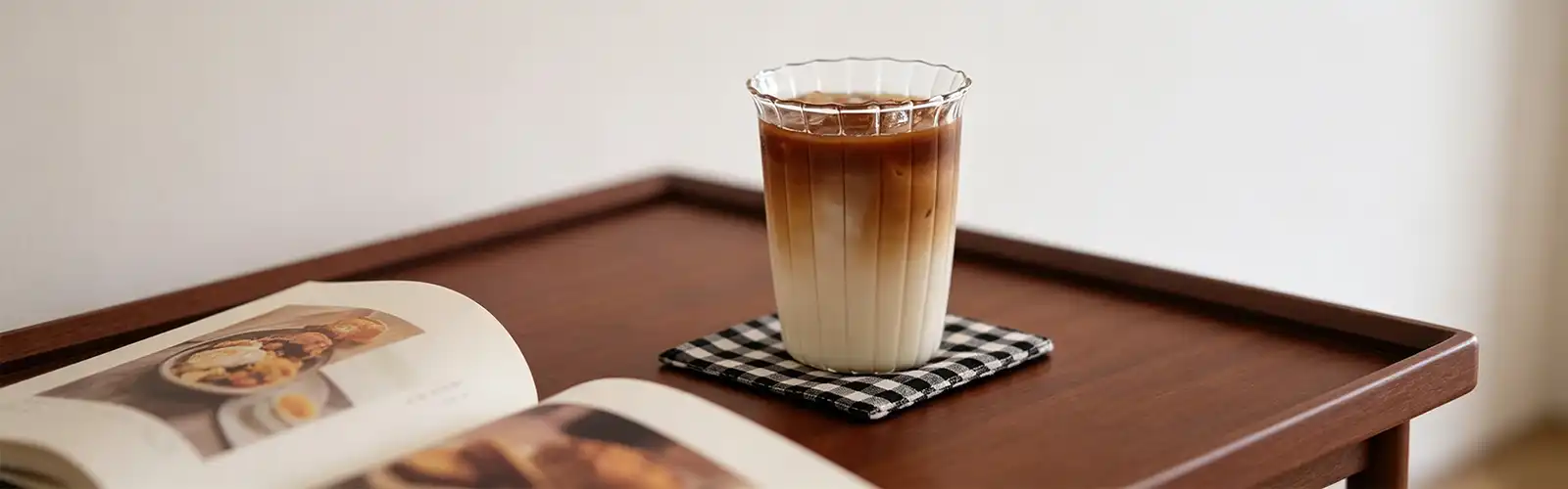 clear glass water cup